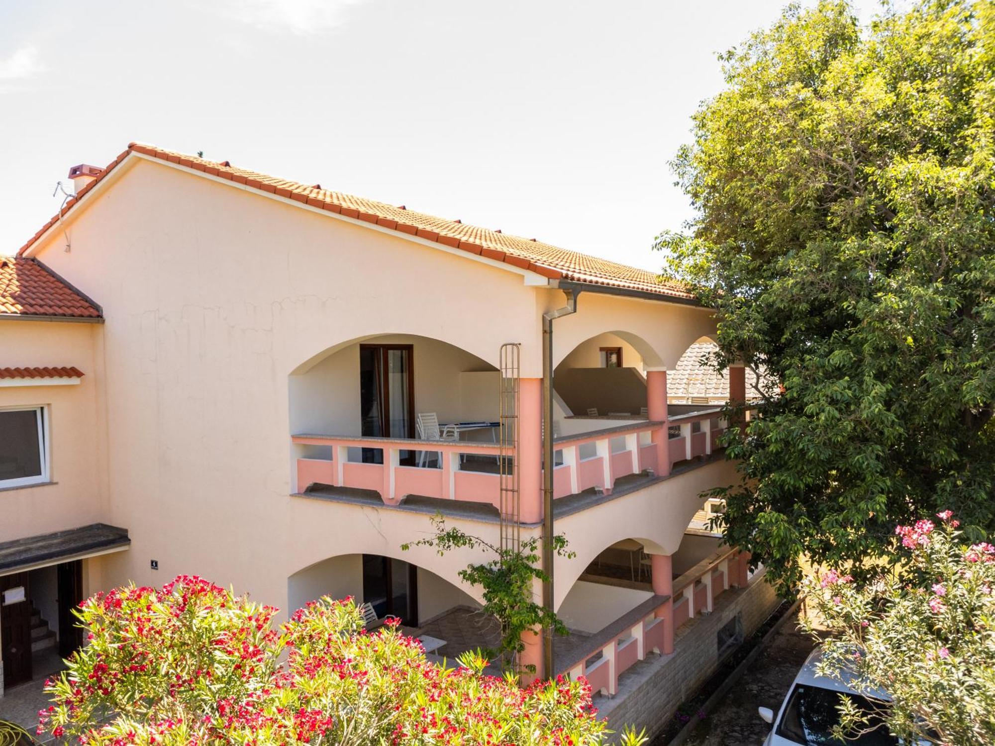 Villa Barbara Oasis Central Suite With Terrace Novalja Exterior photo